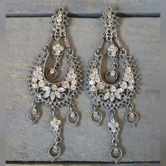 Vtg Chandelier Dangle Rhinestone Crystal Statement Earrings - Picture 3 of 16